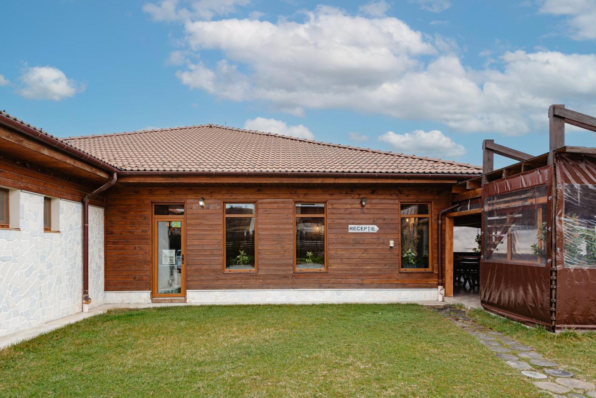 Casa Dinainte Spa Resort (Adults Only) Sălicea Eksteriør billede